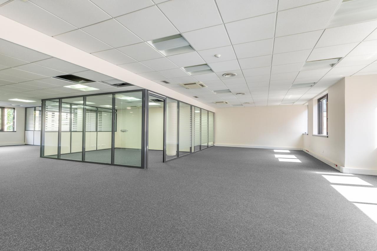 Bureau Issy-les-Moulineaux 170m² Location bureau Issy-les-Moulineaux Hauts-de-Seine OLBUR2104612 2